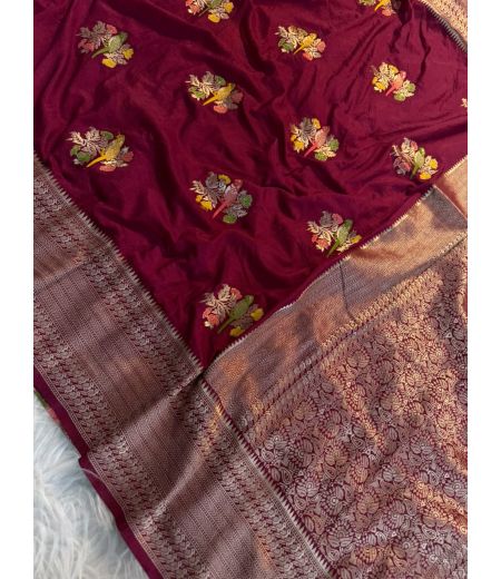 DB1127 Soft Georgette Crape Silk Meenakari Zari Weaving Hand Dyed Sarees.
