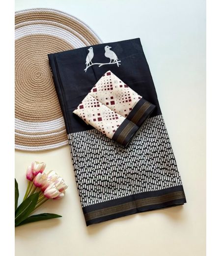 DB1159  Soft Mulmul Cotton Elegant Printed Sarees.
