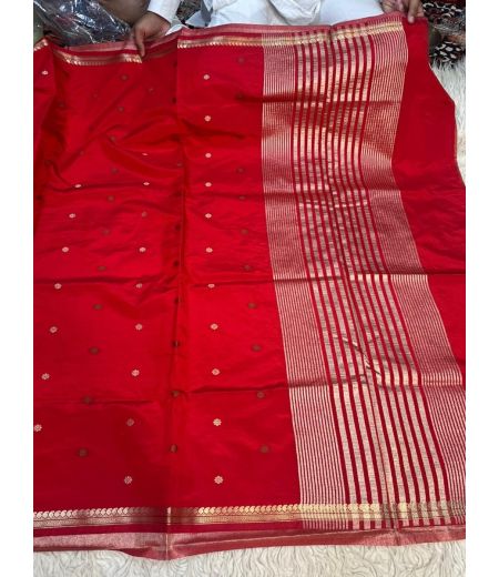DB1219 Soft Banarasi Crape Silk Zari Weaving Celebrity Inspired Sarees.